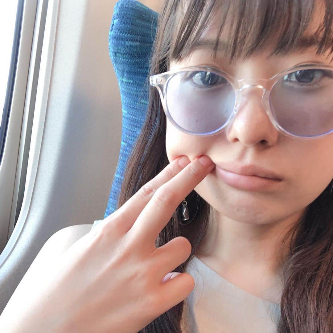 新井郁さんのインスタグラム写真 - (新井郁Instagram)「顎にニキビな🤞🏻🤞🏻🤞🏻」8月24日 22時26分 - araiiku_official