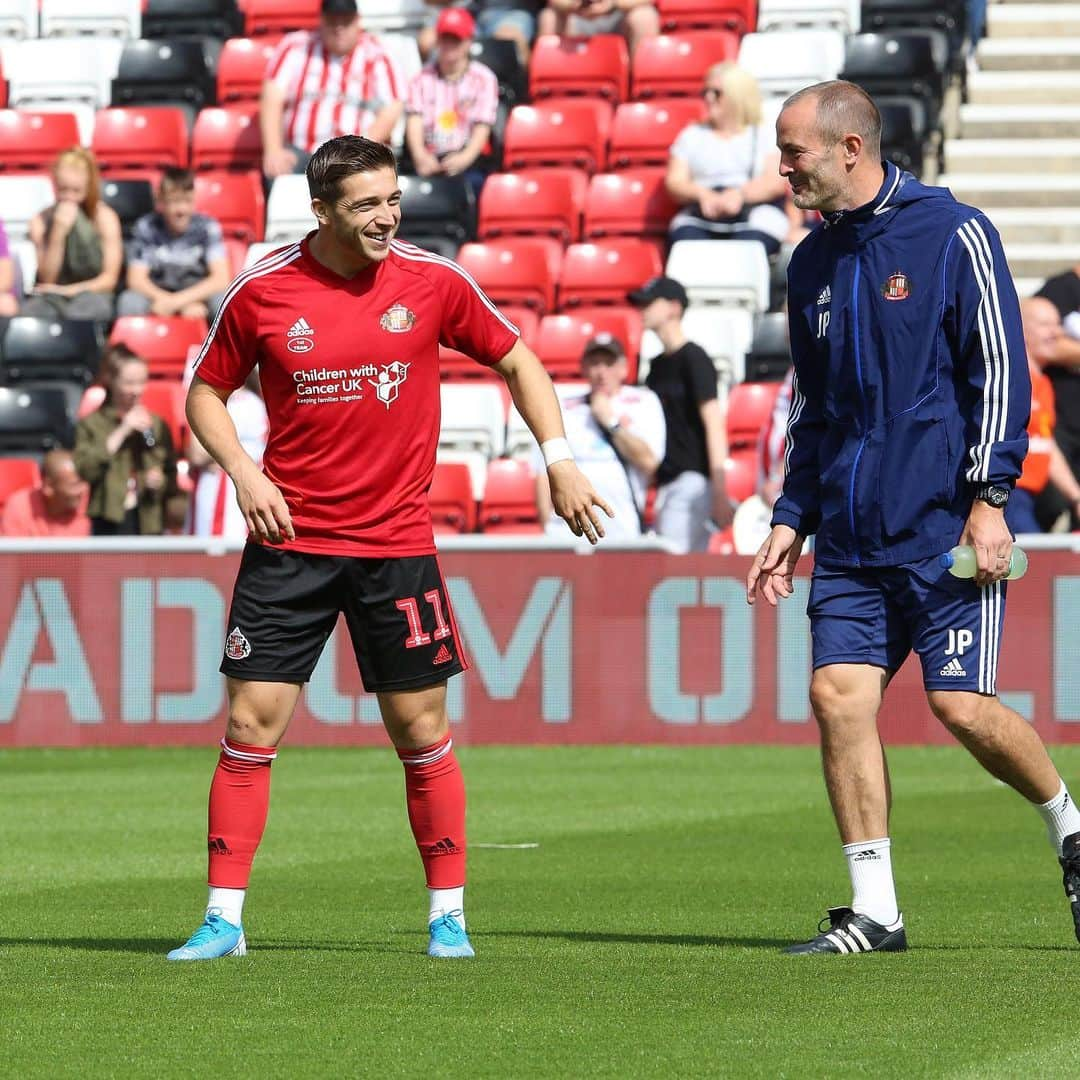 サンダーランドAFCさんのインスタグラム写真 - (サンダーランドAFCInstagram)「What a day for football! ☀️」8月24日 22時56分 - sunderlandafcofficial