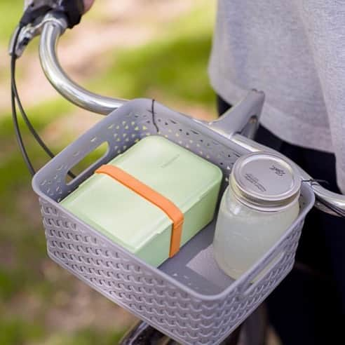 TAKENAKA BENTO BOXさんのインスタグラム写真 - (TAKENAKA BENTO BOXInstagram)「Headed out on an adventure this weekend? Take your #takenakabento for a snack along the way! . . . . #adventure #summer #summertime #snack #healthysnack #fun #summerfun #onthegofood #foodie #cleaneating #biking #snacktime」8月24日 23時02分 - takenakabento