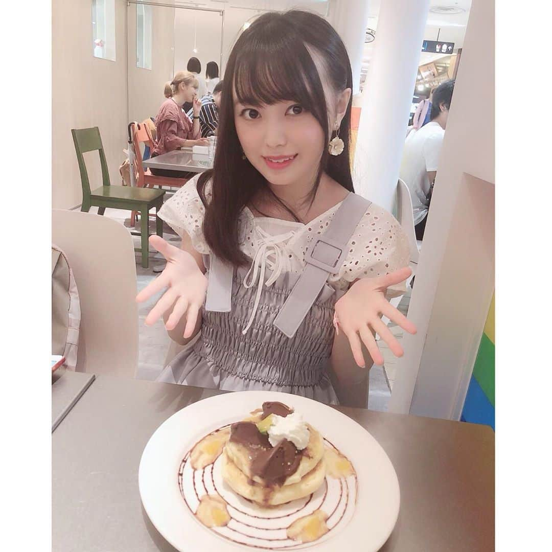 樋渡結依さんのインスタグラム写真 - (樋渡結依Instagram)「さっほーさんとパンケーキ食べてきたよ〜🥞 前から大好きだったさっほーさんがより大好きになりました〜💓ウフフ☺️ #レインボーパンケーキ 🥞 さっほーさん #ご馳走様でした😊♥️ #岩立チームb 💙」8月24日 23時12分 - yui_hiwatashi0430