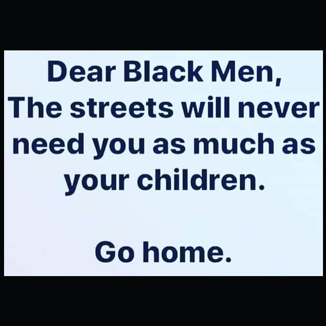 ラリー・ギリアード・Jrさんのインスタグラム写真 - (ラリー・ギリアード・JrInstagram)「Unfortunately, some black men NEED the streets to FEED their children! The system is still rigged! #fixthesystem #saveblackboys #saveblackgirls #saveamerica 👊🏾」8月24日 23時38分 - thereallgjr