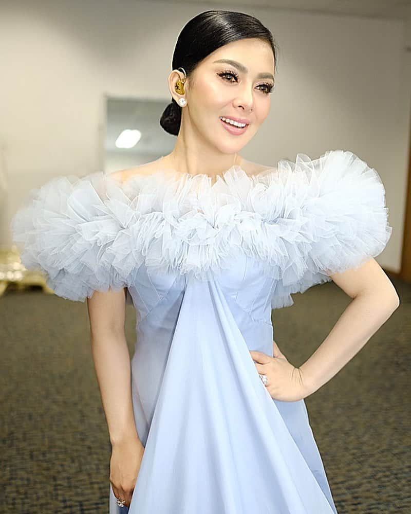 Syahriniさんのインスタグラム写真 - (SyahriniInstagram)「• Shiowwww !  ______\\\______  #PrincesSyahrini」8月25日 1時00分 - princessyahrini