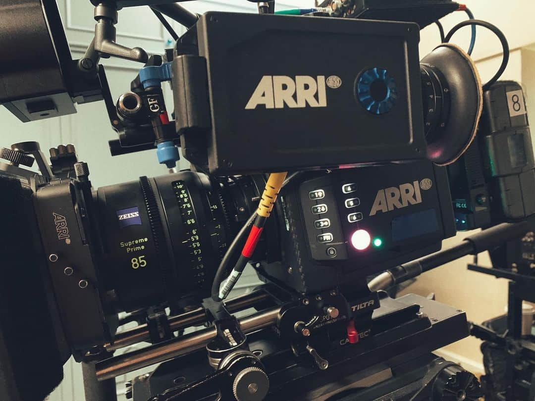 マシュー・リバティークのインスタグラム：「The first of many rides. @arri #alexaminilf @zeisscameralenses #zeisssupremes @camtec_mpc」