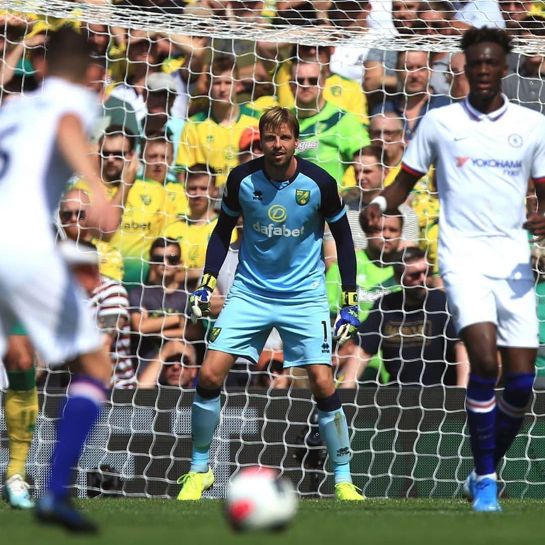 ティム・クルルのインスタグラム：「Shame we couldn’t get any points out of this game.. We keep fighting and believing 🔰  @officialtoddcantwell1 first of many prem goals my friend 💪🏻👊🏻 #ncfc」