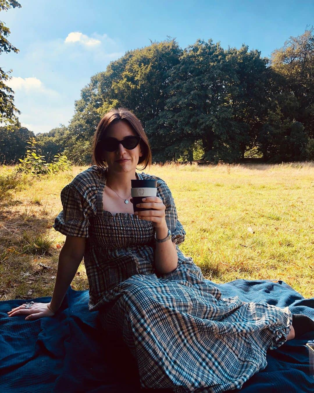 ジェマ・スタイルズさんのインスタグラム写真 - (ジェマ・スタイルズInstagram)「London in summer ☀️🌳♥️ swipe for tiny dog teeth and my intense concentration face on video 🍾 my very out of character dress was a gift from @asos I haven’t felt brave enough to wear until yesterday and I actually love it! PS - I did immediately go and pick up that cork, always take home your litter or you are the trash 🙃」8月25日 2時23分 - gemmastyles