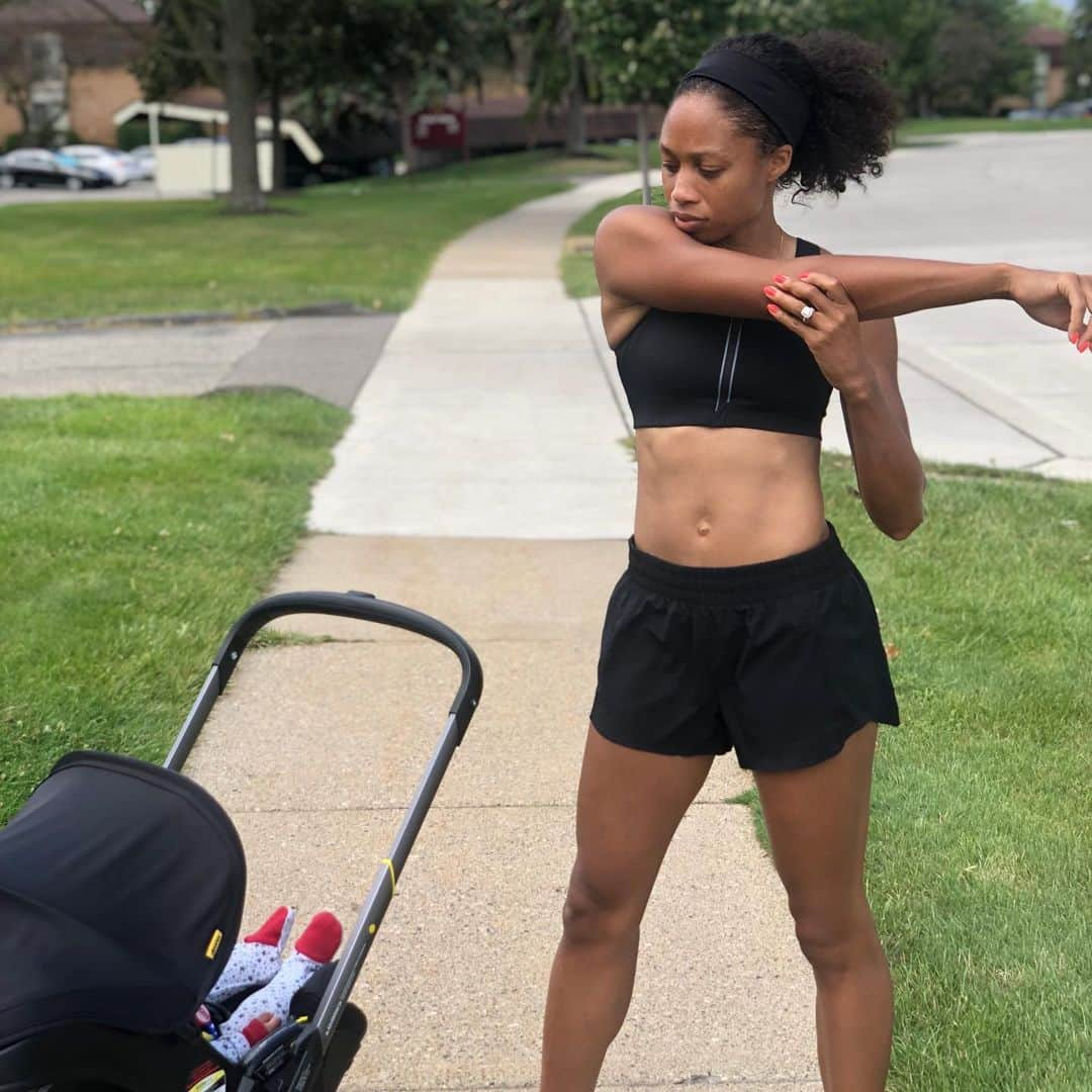 アリソン・フェリックスさんのインスタグラム写真 - (アリソン・フェリックスInstagram)「morning run✅🏃🏽‍♀️」8月25日 3時12分 - allysonfelix