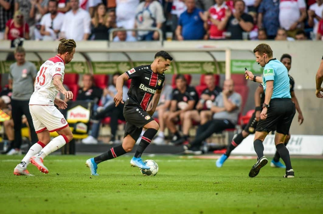 ナディアム・アミリさんのインスタグラム写真 - (ナディアム・アミリInstagram)「Top Männer 💪🏽+3 Points✔️#F95B04#StärkeBayer#Werkself#NA11⚽️🔥 ⚫️🔴 @bayer04fussball」8月25日 3時33分 - nadiemamiri18