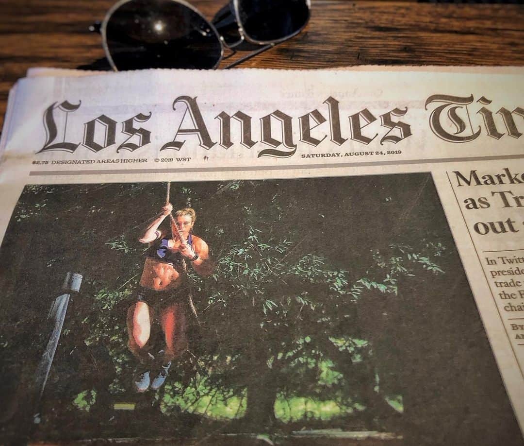 ジェシー・グラフさんのインスタグラム写真 - (ジェシー・グラフInstagram)「Pick up a copy of today’s @latimes ! Great article about @ninjawarrior by @davidwharton with photos by @ginaferazzi」8月25日 3時49分 - jessiegraffpwr