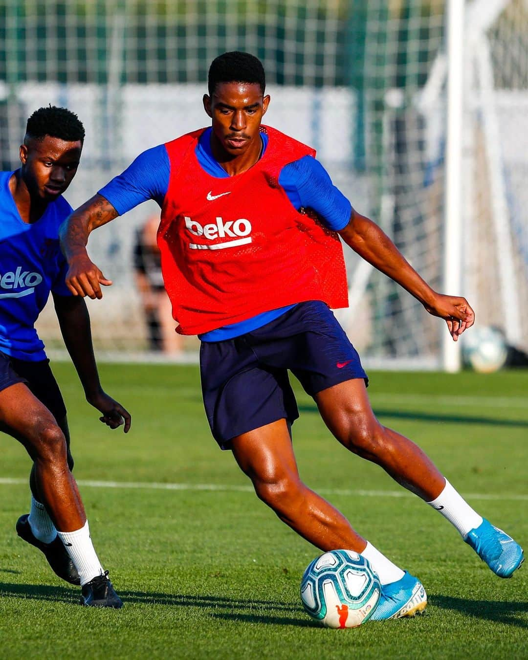 FCバルセロナさんのインスタグラム写真 - (FCバルセロナInstagram)「👀 Ready for the first home game of the season 🔵🔴」8月25日 4時15分 - fcbarcelona