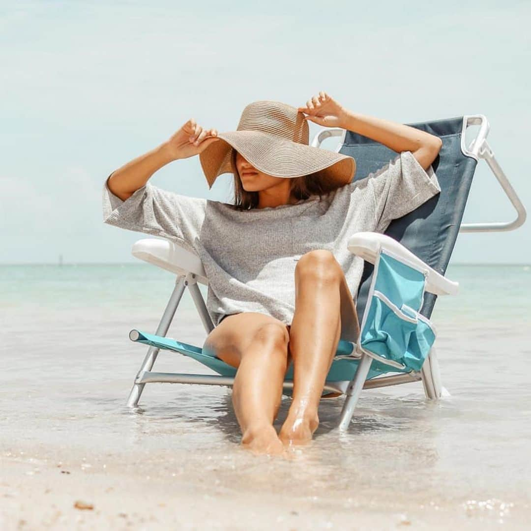 エルエーメイドさんのインスタグラム写真 - (エルエーメイドInstagram)「Happiness comes in waves 🌊 @everything__e .  #basics #essentials #iamlamade #acolorstory #lastyle #shoplocal #beachdays #wanderlust #bloggerstyle #theeverydaygirl #stylehunter #ethicalootd #personalstyle #lafashionblogger #slowfashionmovement #sustainablestyle #abmlifeiscolorful #streetstyle #ethicalclothing #ethicalstyle #fairfashion #ethicalbrand #slowfashion #summeroutfitinspo #toesinthesand」8月25日 4時11分 - lamadeclothing