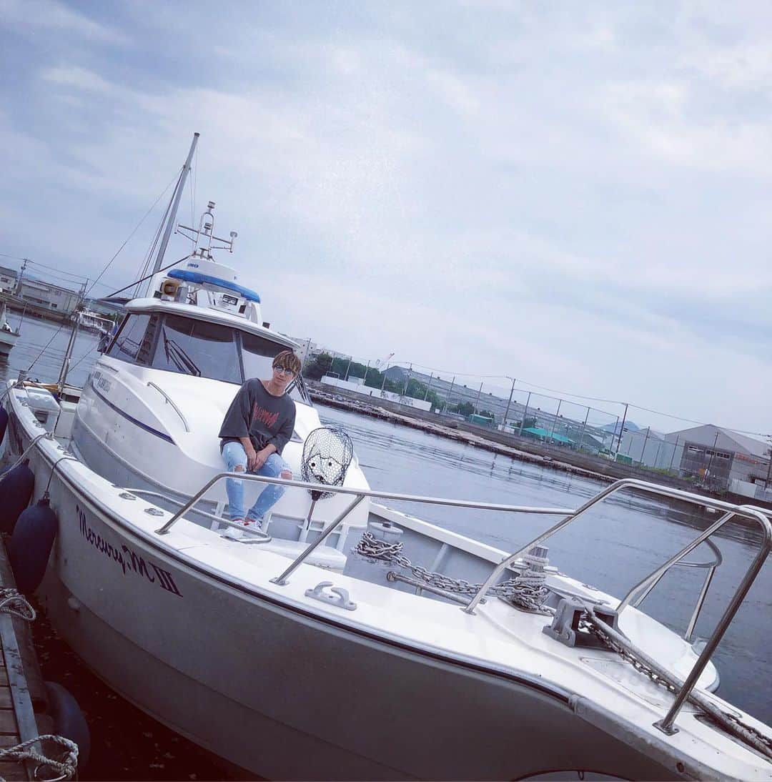 濱本和真さんのインスタグラム写真 - (濱本和真Instagram)「早起きして釣りしてきた🎣 釣りなんていつ以来だろ？」8月25日 15時20分 - kazuma_hamamoto