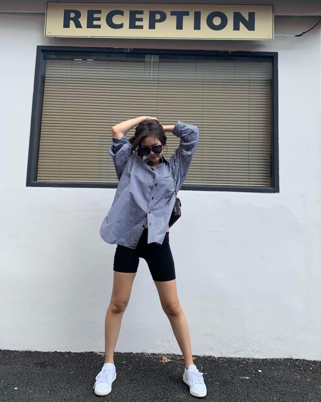 ジェニーさんのインスタグラム写真 - (ジェニーInstagram)「Workday funday」8月25日 15時38分 - jennierubyjane