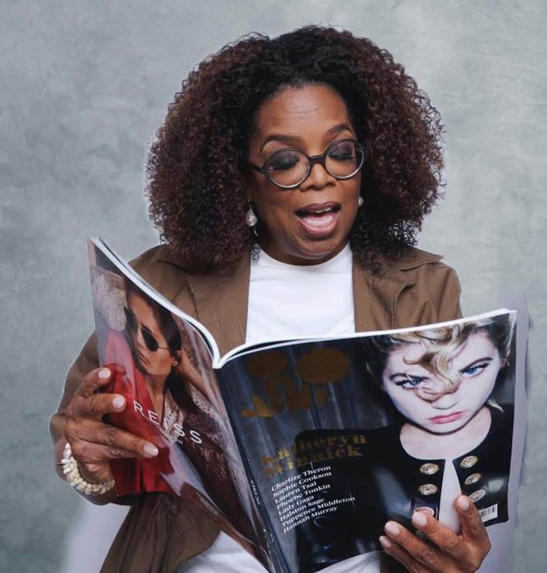 キャサリン・ウィニックのインスタグラム：「Thanks for all the love & support Oprah.😘#oprahmoment @venimagazine」