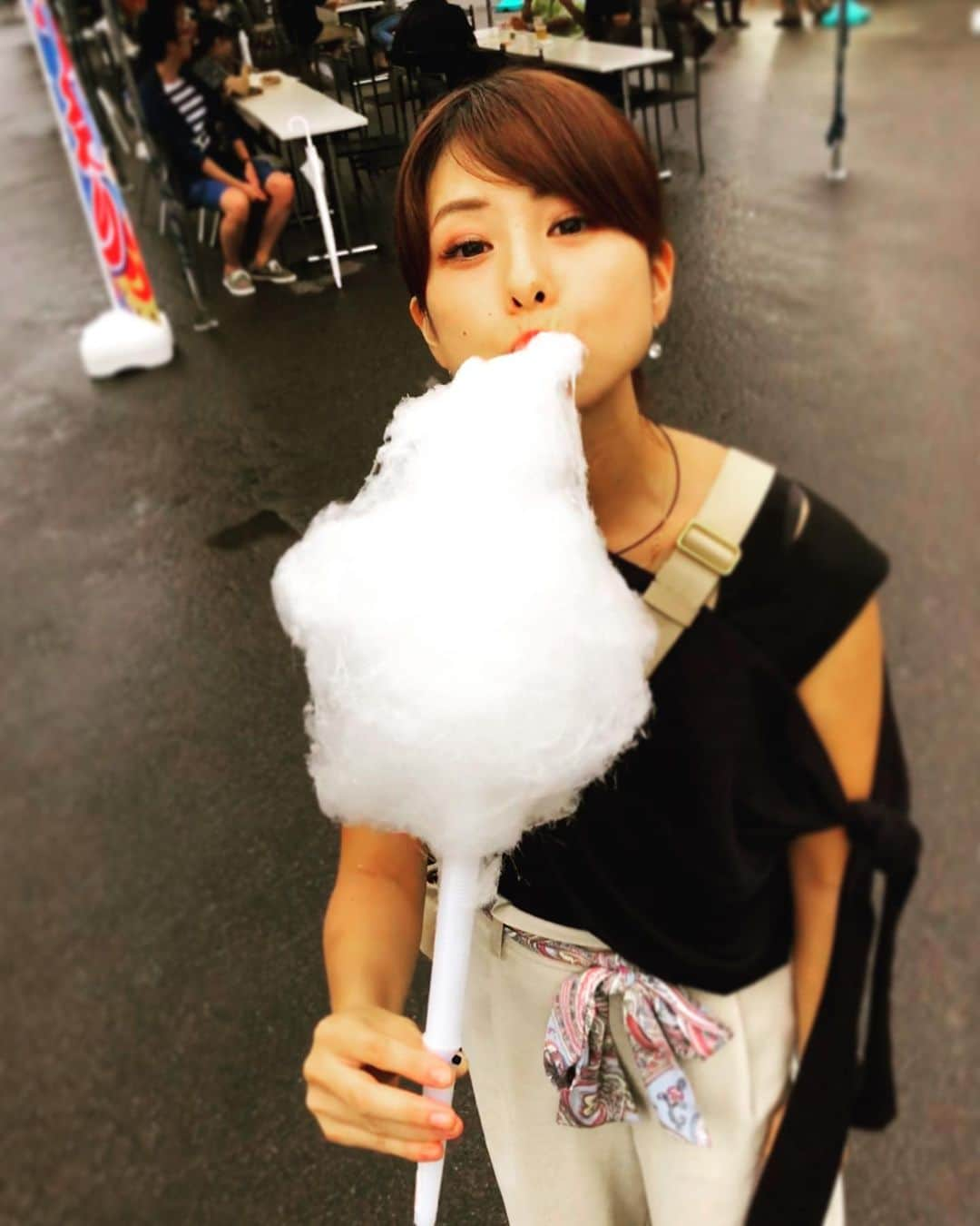 齋藤優紀さんのインスタグラム写真 - (齋藤優紀Instagram)「APAリゾートのイルミネーション✨✨ 前来たのは2.3年前だけど、すっごく電飾の数減ってた😭😭😭😭😭光のトンネルないし、丘の龍は写し出されてるだけになったし😭😭2周して、心を鎮めました🥺🥺🥺 #アパリゾート #aparesort  #アパリゾート上越妙高 #イルミネーション #光 #プロジェクションマッピング #わたあめは #かたぬきの景品 #もぐもぐ」8月25日 7時32分 - yuki_fit0828