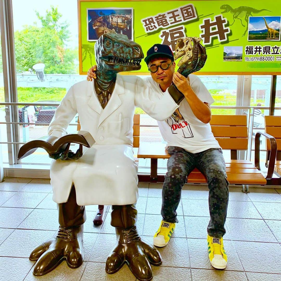 石野卓球さんのインスタグラム写真 - (石野卓球Instagram)「Fukui Train Station」8月25日 8時55分 - takkyuishino