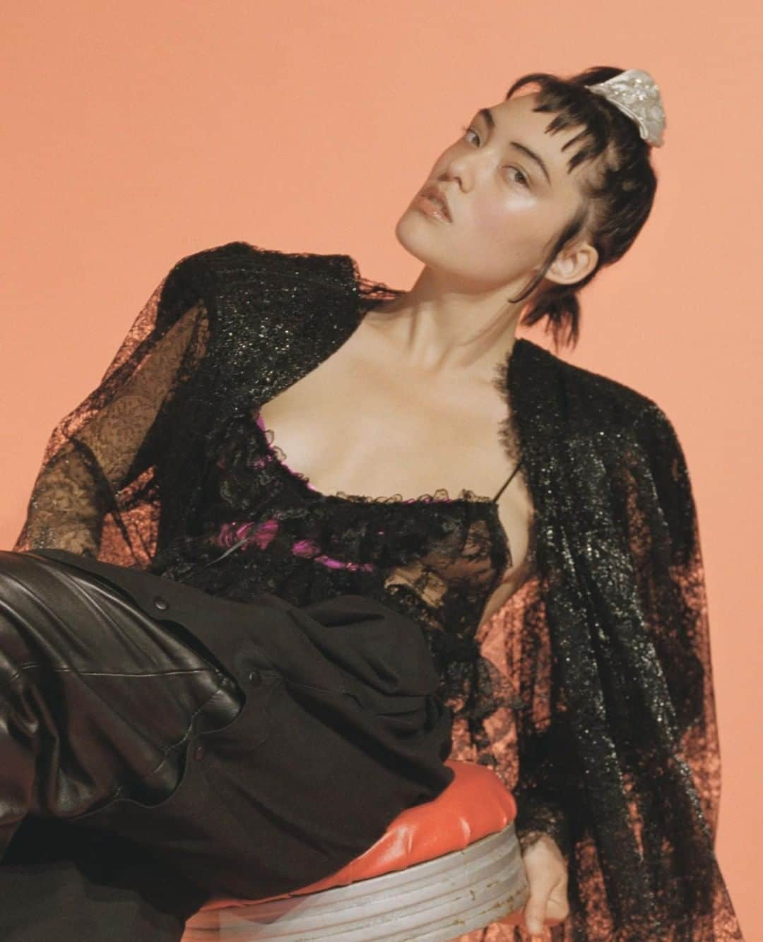 Dazed Magazineさんのインスタグラム写真 - (Dazed MagazineInstagram)「Prom queen 👑⁠ ⁠ Photography @_danielleneu_⁠ Styling @emmawyman⁠ Hair @alexbrownsell⁠ Make-up @janessapare⁠ ⁠ Sarah wears lace cape @newyorkvintageinc, lace frilled bodysuit @gogograham, pleated-front canvas and leather chinos @symondspearmain, lace glove worn in hair LaCrasia (@wingweftgloves)⁠ ⁠ Taken from the autumn 2019 #DazedGoesWest issue of #Dazed」8月25日 10時00分 - dazed