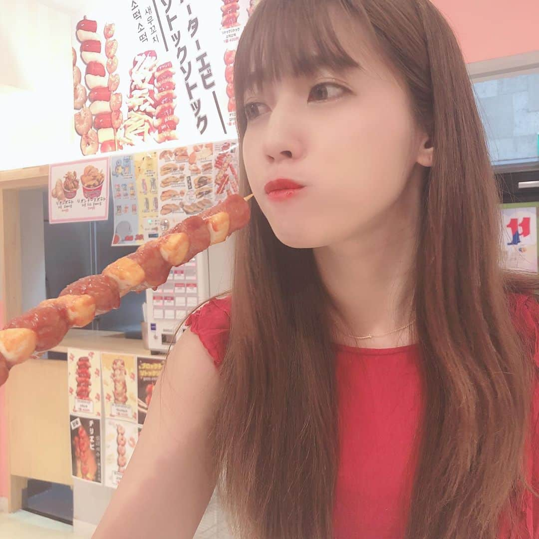 璃乃さんのインスタグラム写真 - (璃乃Instagram)「ソトクソトク。美味しかった #셀카 #自撮り #アイドル #アイドル衣装 #グラビア #巻き髪 #コスプレ #かわいい #sexy #ちらりずむ #idol #橋本環奈 ちゃんだいすき❤️#follow #フォローミー #茶髪#instagood #instagram #instalove#me#我 #code #夏#韓国 #新大久保 #美味しい」8月25日 11時21分 - oshirinn6