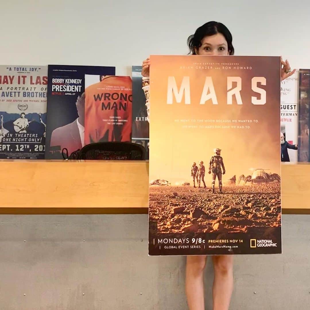 ノーマさんのインスタグラム写真 - (ノーマInstagram)「数年前に観た好きなドラマ🥺 続編プリーズ100000000 地球以外に住みたいとは思わないけど、火星を知るのはめちゃくちゃ楽しい♩♩♩そして地球がより愛おしくなる。 thank you @npusateri ♥️ 「MARS」 @radicalmedia  @natgeo  #radicalmedia  #nationalgeographic  #mars #drama」8月25日 12時14分 - noma77777