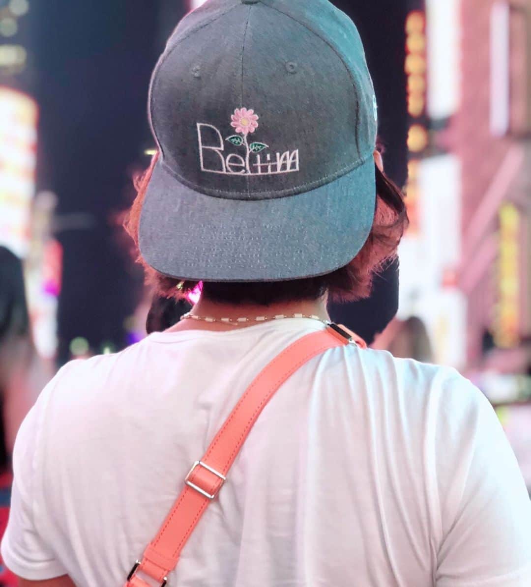 加藤未唯さんのインスタグラム写真 - (加藤未唯Instagram)「髪の毛切ったら帽子を被りたくなっちゃう😊❤️ かわいいよね💫 @bettim.official  #newyork #timessquare #bettim」8月25日 13時08分 - miyukato1121
