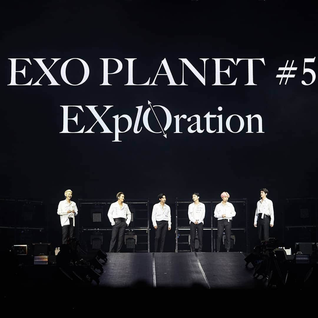 EXOさんのインスタグラム写真 - (EXOInstagram)「‘K-POP 킹’ 엑소 단독 콘서트 ‘EXO PLANET #5 - EXplOration - in MANILA’가 지난 8월 23~24일 필리핀 마닐라 몰 오브 아시아 아레나에서 열렸습니다. 다채로운 음악과 퍼포먼스, 매력이 어우러진 고퀄리티 공연으로 관객들을 열광시키며 콘서트를 성공적으로 마친 EXO! 9월 15일 싱가포르 인도어 스타디움에서 개최되는 EXO PLANET #5 - EXplOration - in SINGAPORE’도 많이 기대 해주세요!  _ #엑소 #EXO #weareoneEXO @weareone.exo #EXOPLANET #EXplOration」8月25日 13時12分 - weareone.exo