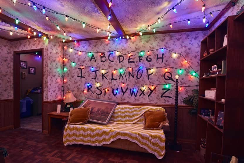 ソジン さんのインスタグラム写真 - (ソジン Instagram)「얼마나 기다려야 하죠?😭 #strangerthings#기묘한이야기」8月26日 0時36分 - ssozi_sojin