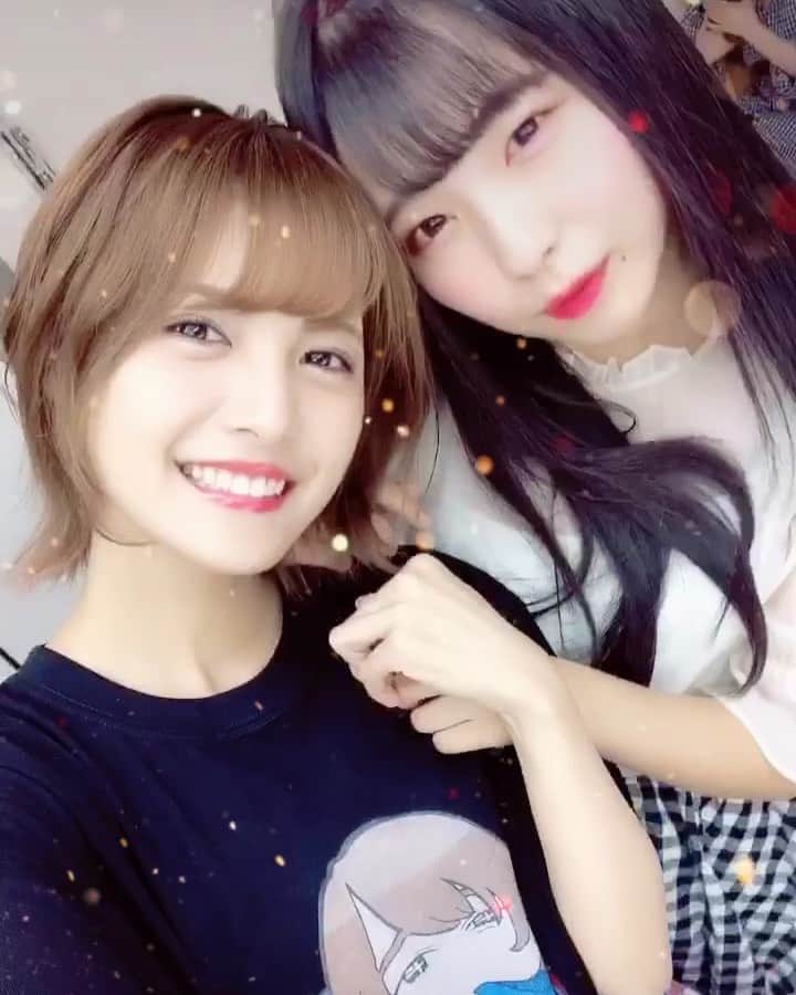 美沙玲奈のインスタグラム：「一緒にいてこんなにも笑顔になれる🥰 すっごく大切な存在だよ🐾/// @taniguchi_ayana 💕」