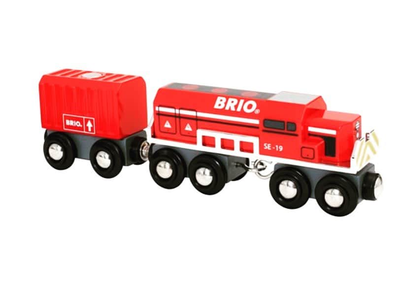 kidzoo+さんのインスタグラム写真 - (kidzoo+Instagram)「BRIOは、スウェーデン王室御用達の大人気木製おもちゃブランド!! BRIOの2019年モデル限定車両‼️ 鮮やかでスタイリッシュな赤い2軸動力台車の車両に赤いコンテナ荷物とワゴンがついています。 【33860 2019年BRIO限定トレイン】  #BRIO #レールウェイセット #プレゼント #知育玩具 #車両 #ワゴン #2019年モデル #誕生日プレゼント #コレクター #kidzooplus #名古屋市名東区 #名古屋市 #kids #おもちゃ屋 #スウェーデン」8月25日 17時31分 - kidzooplus