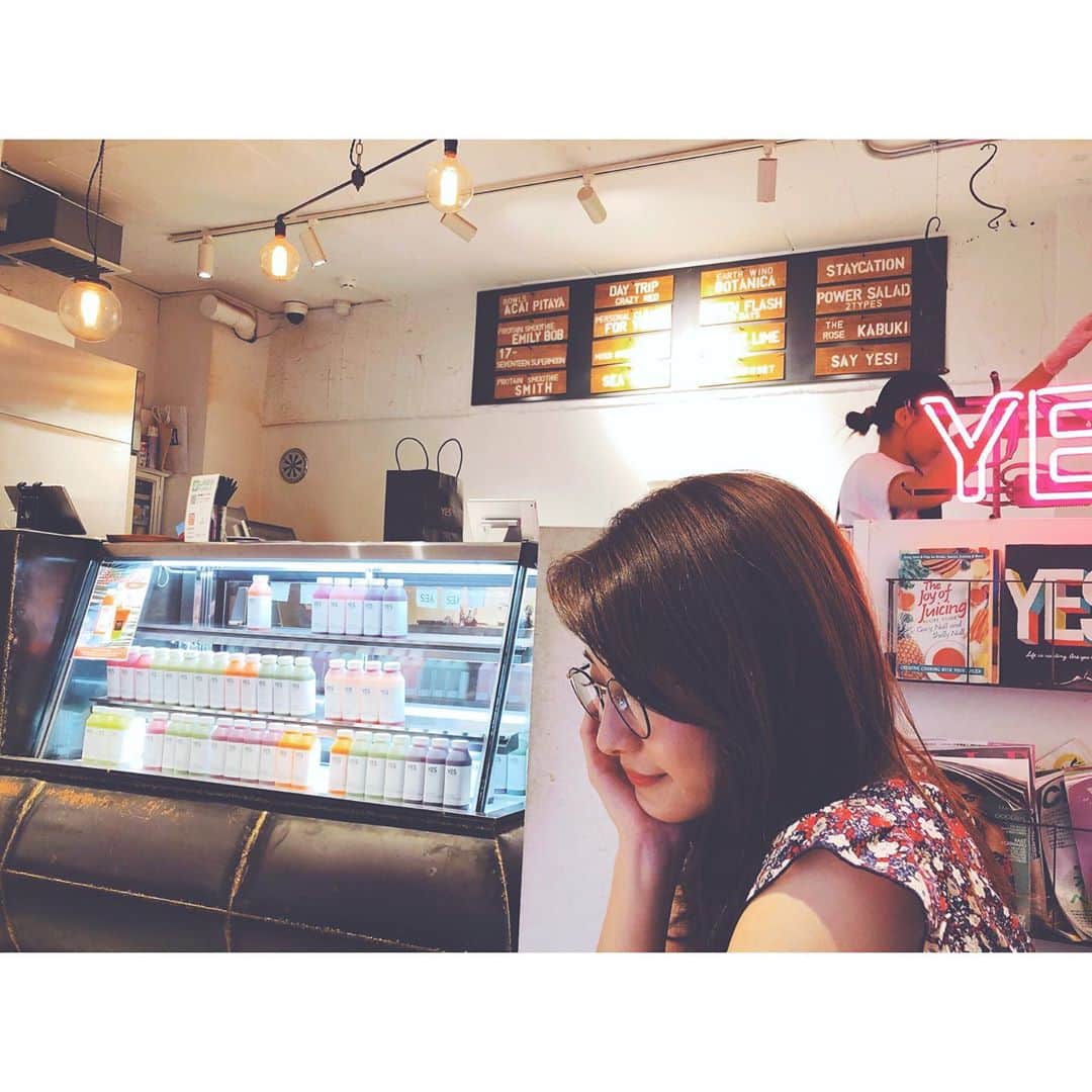 山本里菜さんのインスタグラム写真 - (山本里菜Instagram)「. マイブームの コールドプレスジュース❤︎ . #コールドプレスジュース #yes」8月25日 17時36分 - rinayamamoto_0622