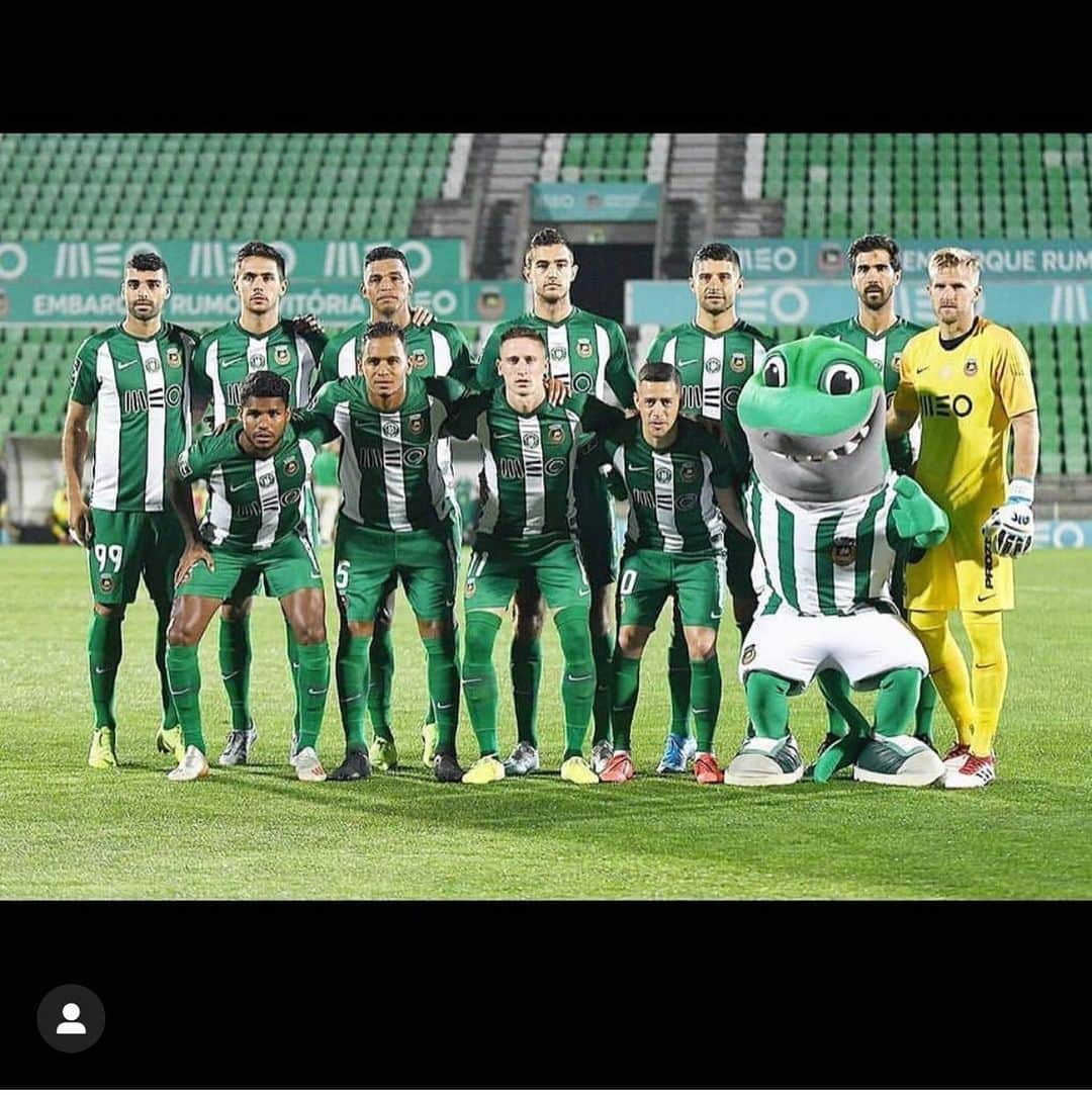 アデルラン・サントスのインスタグラム：「grande vitória o grupo todo está de parabéns!!! 💚💚💚」