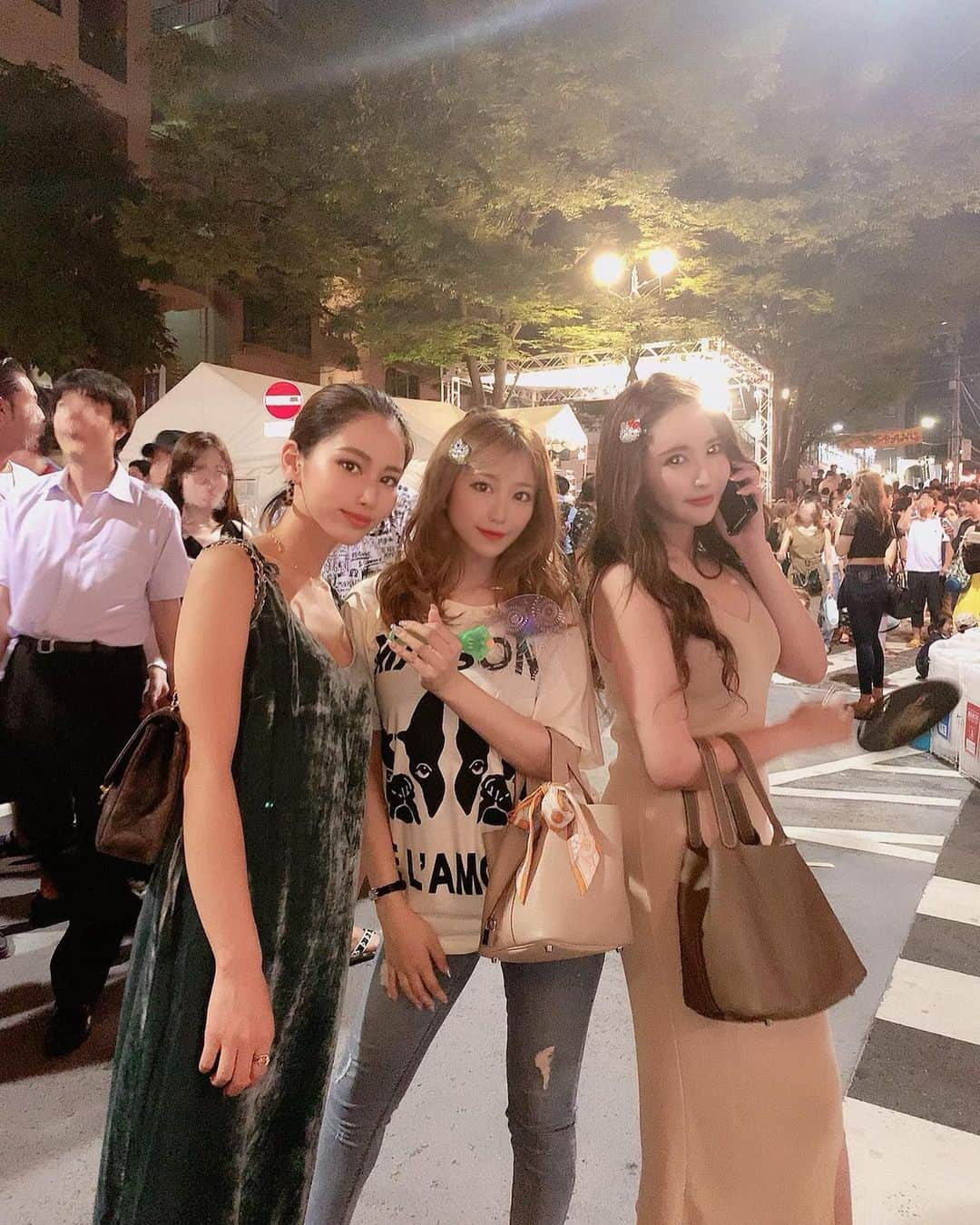 伴かなみさんのインスタグラム写真 - (伴かなみInstagram)「麻布十番祭り🍧﻿ イチゴ飴食べたかったのになかったぁ😑😑 ﻿ ﻿ #麻布十番 #麻布十番祭り #夏祭り」8月25日 18時05分 - k____n.8