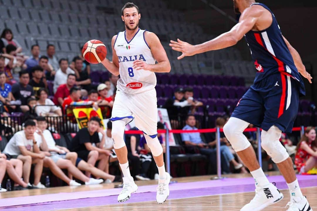 ダニーロ・ガリナリのインスタグラム：「🇮🇹 Un altro giorno, un altro test, un altro passo in avanti con un avversario di alto livello. Keep pushing! 💪 #ItaliaFrancia #Italbasket #NothingButAzzurri」