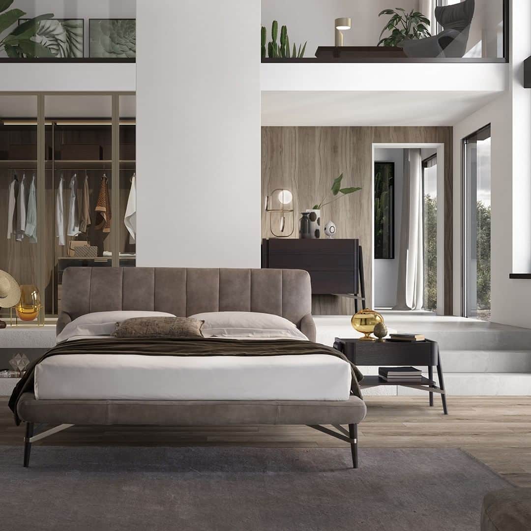 Natuzzi Officialさんのインスタグラム写真 - (Natuzzi OfficialInstagram)「Embracing and cozy shapes mixed with glamourous lines to recall the 1950s style: this is our Svevo bed. Relax spreading through the entire home. #Natuzzi #NatuzziItalia #comfort #elegance #design #lifestyle #style #furniture #homefurniture #madeinitaly #living #interiordesign #decor #furnituredesign #homedesign #inspiration #interior #instadesign #designlovers #italianstyle #homedecor #lovedesign #designers #designer」8月25日 19時00分 - natuzzi