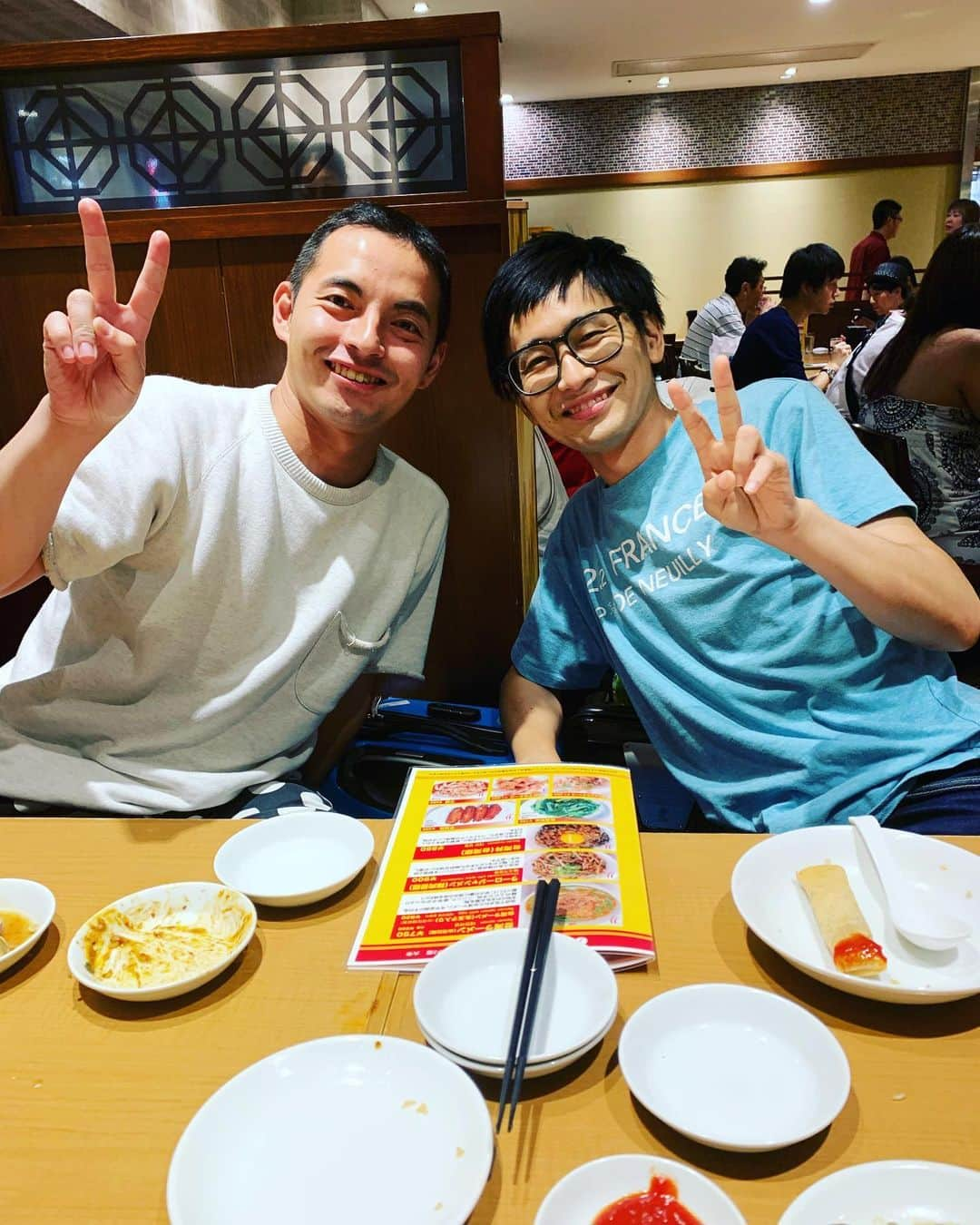 三遊亭とむさんのインスタグラム写真 - (三遊亭とむInstagram)「24時間テレビイベント終わりのできたくんと合流味仙」8月25日 19時32分 - tomusuetaka