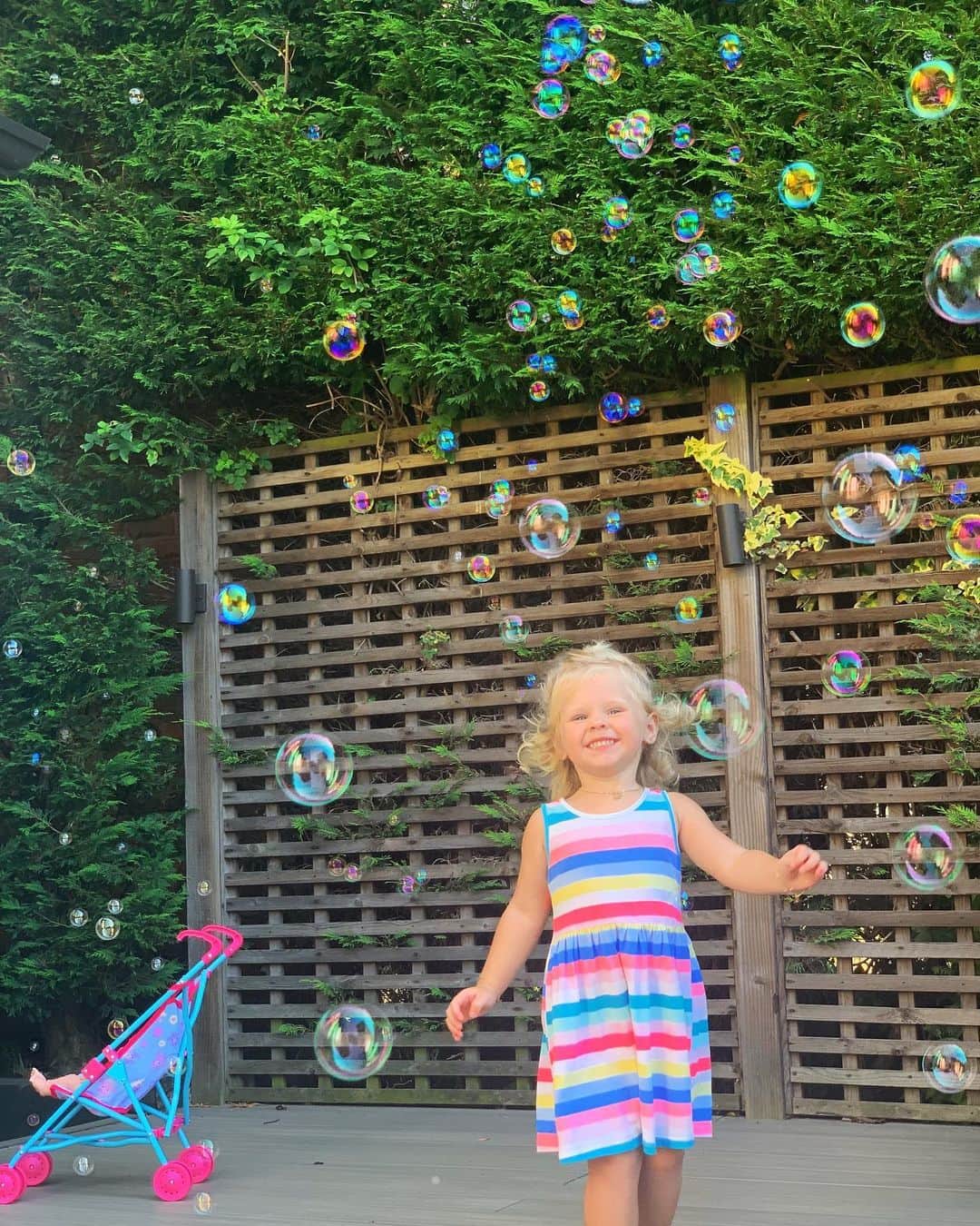 ナタリア・ベッカーのインスタグラム：「Having fun 💕 #sundays」