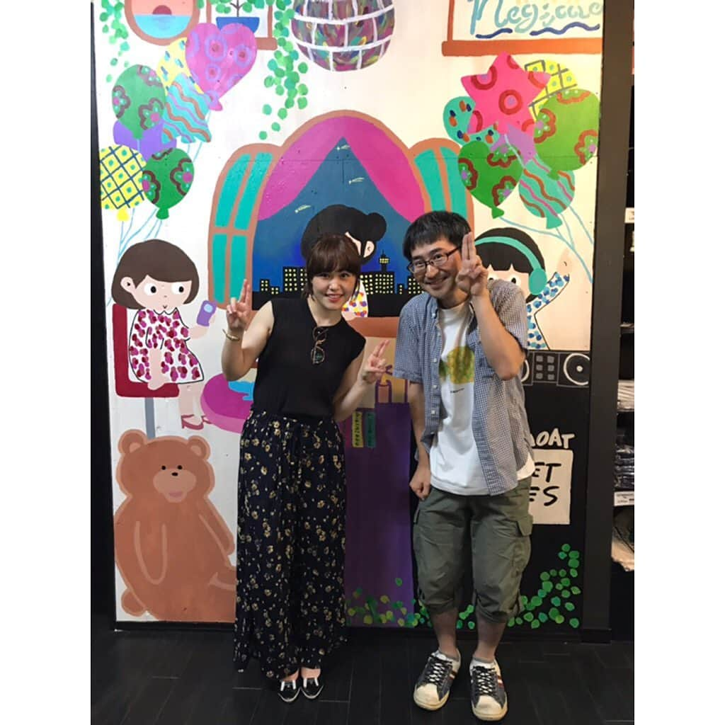 Nao☆ さんのインスタグラム写真 - (Nao☆ Instagram)「connieさん『VOICES』発売記念サイン会のお手伝いに行ってきました🌟 ファンの方の温かいお話でconnieさんがとても楽しそうにサインしているのを見ていて嬉しかったし、みなさんのconnieさんの楽曲への熱い気持ちが聴けて私までグググと来ました✨ connieさん無しではNegiccoは今違う人生を歩む事になっていたと間違いなく言えます!!connieさんに感謝!! 『VOICES』が沢山の方に届きますように😊✨ 今日は本当に、ありがとうございました✨」8月25日 19時58分 - nao_ngc