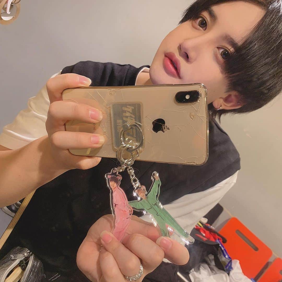 やっぴのインスタグラム：「かわちいアクキー」