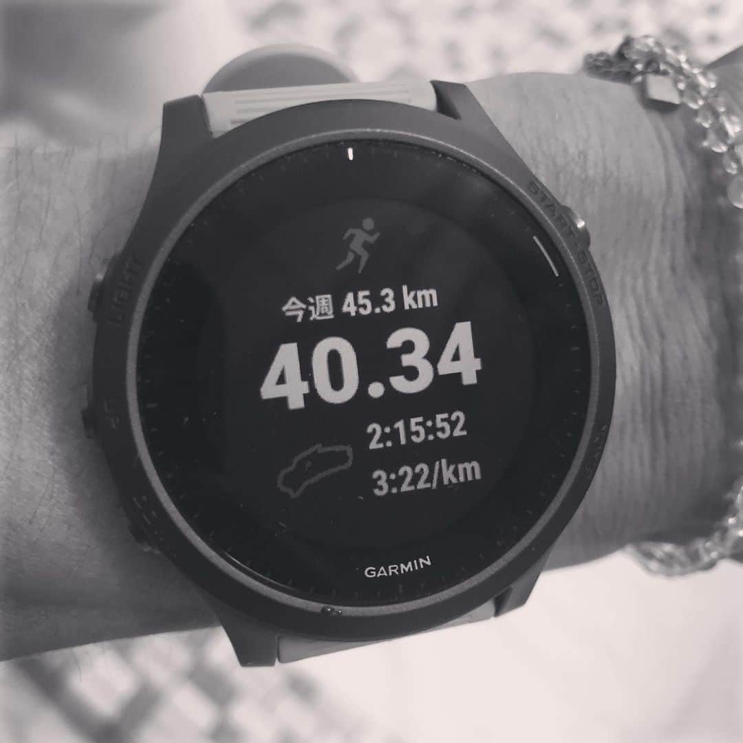 佐藤悠基さんのインスタグラム写真 - (佐藤悠基Instagram)「Saint-Moritz  longdistance session  最後の練習はリズム良く走れました。  #marathon#mgc#saint-moritz#oakley#maurten#garmin#phiten#メダリスト#2xu」8月25日 20時46分 - yuki_sato310