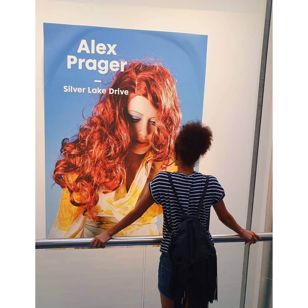 Ana Sofia Martinsさんのインスタグラム写真 - (Ana Sofia MartinsInstagram)「Silver Lake Drive by @alexprager ❤ #exhibition #foamfotografiemuseum」8月25日 21時10分 - miss_ana_sofia