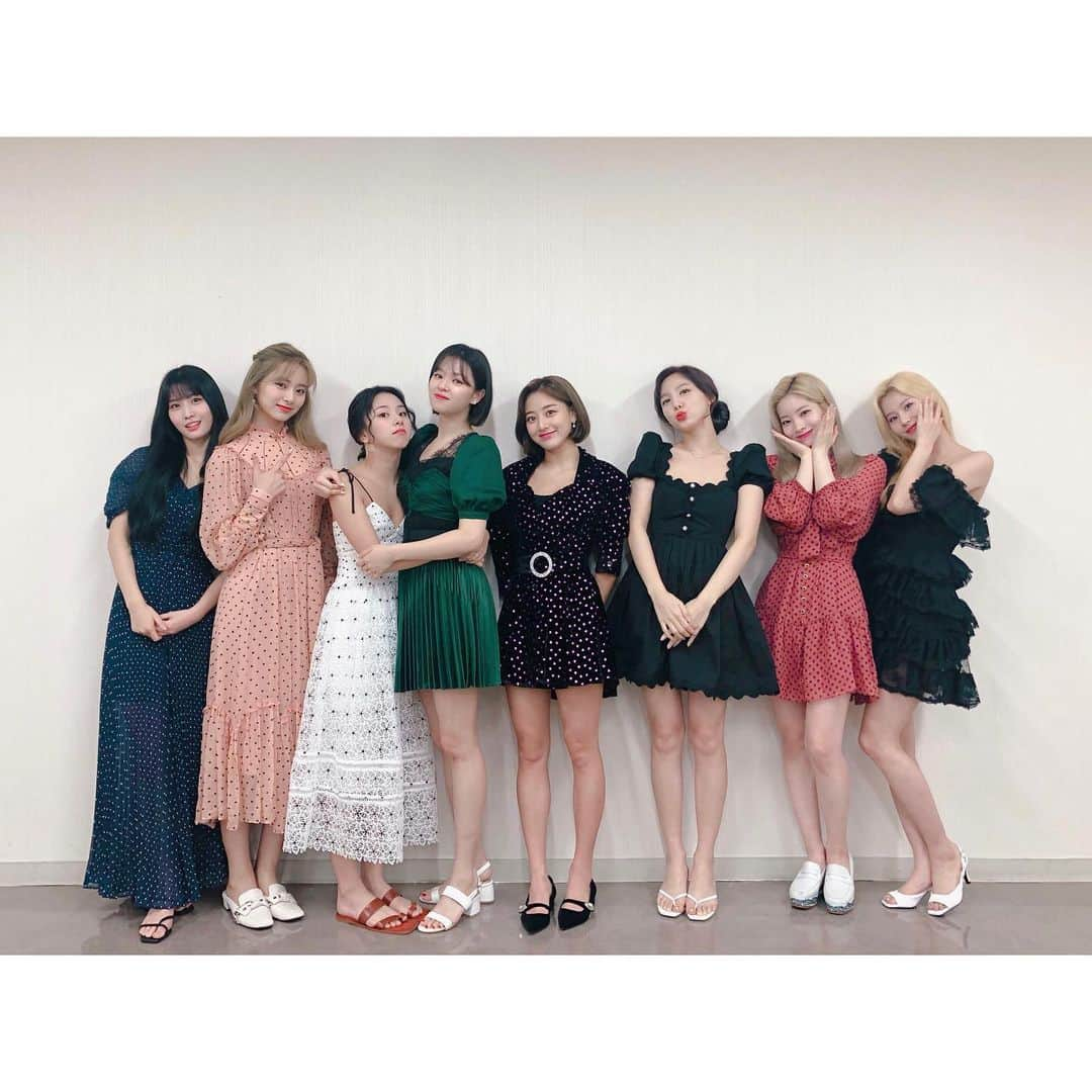 TWICE JAPANさんのインスタグラム写真 - (TWICE JAPANInstagram)「‪TWICE JAPAN 5th SINGLE『Breakthrough』リリース記念イベント@幕張！輝く光のような皆さんと出会ってキラキラ素敵な1日でした✨ 大阪でも待ってるよ！‬ ‪#TWICE #Breakthrough ‬」8月25日 22時01分 - jypetwice_japan