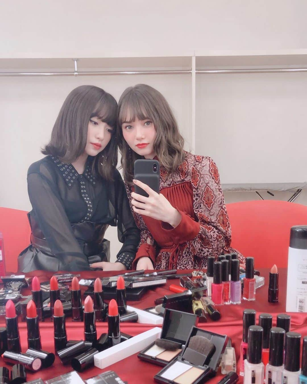 マーシュ彩さんのインスタグラム写真 - (マーシュ彩Instagram)「凜音と出たKATEのCM、みんな見てくれたかな？  キャンペーン、もうすぐ締め切りだから、サイトチェックしてね。 ストーリーズからとべるよ！  #KATEのオオカミちゃんメイクに騙されるな #KATE #ケイト #PR #スーパーシャープライナーEX2_0 #CCパーソナルリップクリーム」8月25日 22時05分 - ayamarshofficial