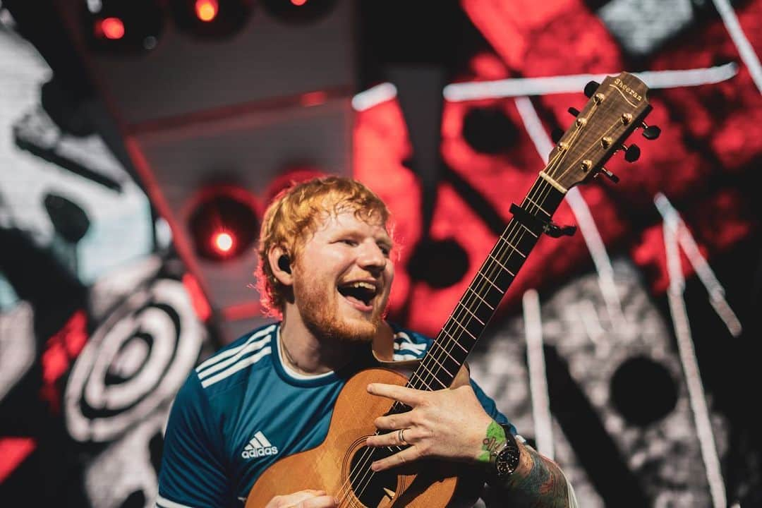 エド・シーランさんのインスタグラム写真 - (エド・シーランInstagram)「Ipswich night #2 ! 📸 @zakarywalters #dividetour」8月25日 22時30分 - teddysphotos