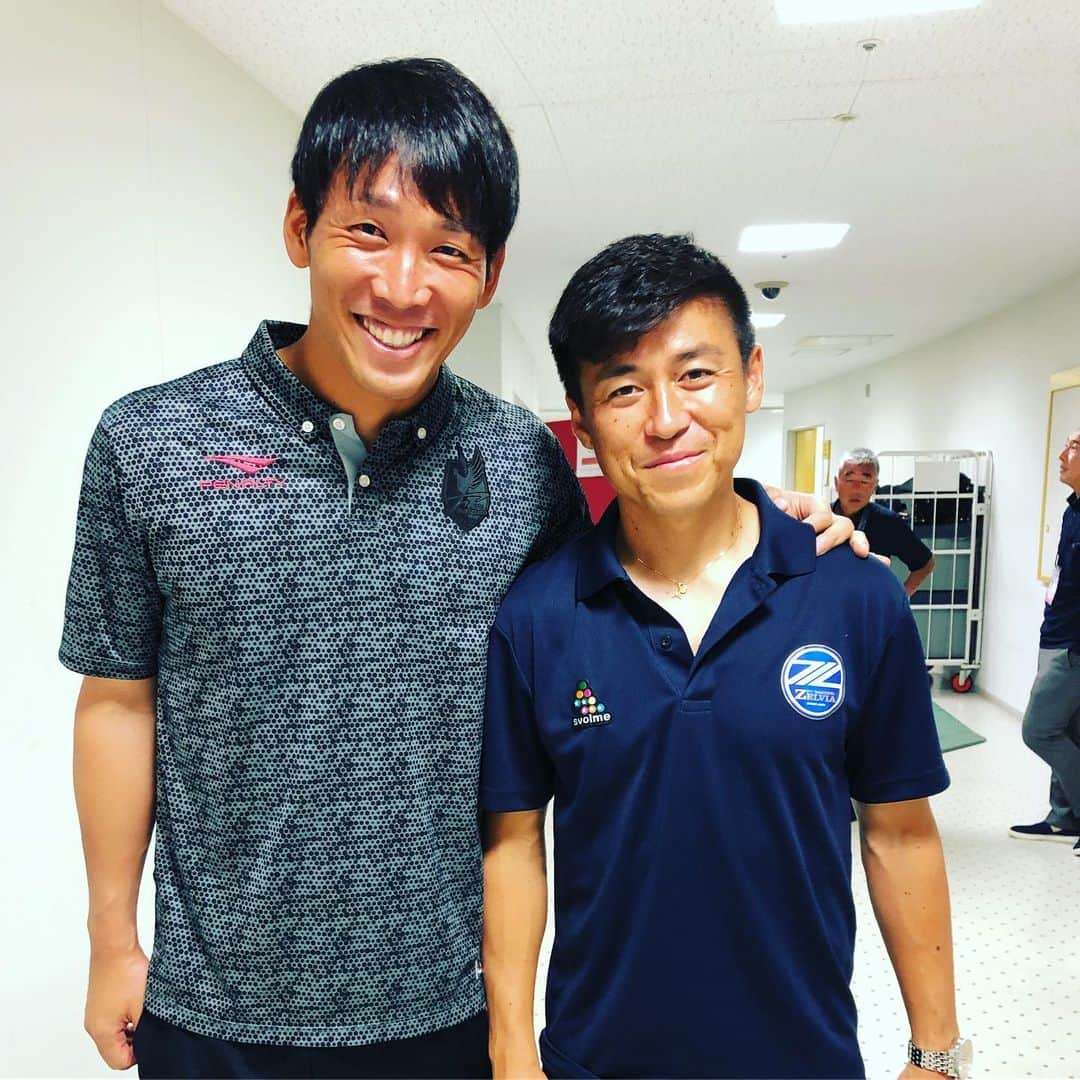 井上裕大さんのインスタグラム写真 - (井上裕大Instagram)「１１試合ぶりに試合に復帰できることが出来ました。 チームスタッフをはじめ、医療スタッフの方々には本当にお世話になりました。感謝しかないです。  これからチームも自分も向上出来るように頑張りたいと思います。 これからも応援よろしくお願いします。  #復帰戦 #勝利 #町田ゼルビア #金山じゅんき #平戸復帰後初ゴール #でしゃばり福井」8月25日 22時39分 - yudai_inoue_15