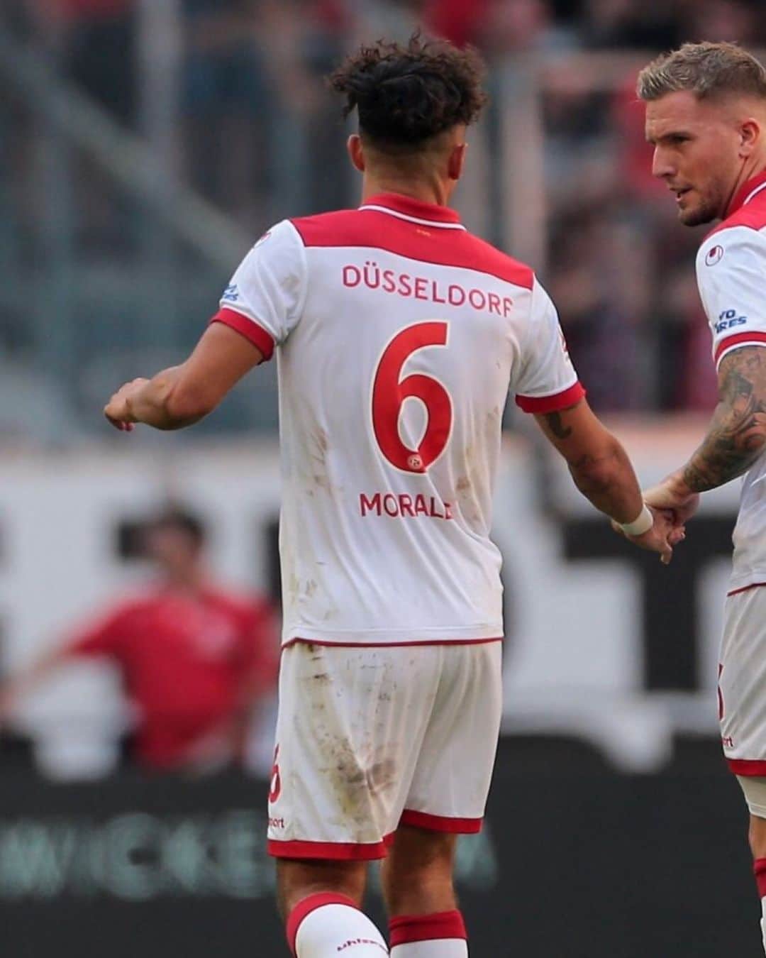 アルフレッド・モラレスのインスタグラム：「Tough loss!! But we’ll keep working hard!! Fantastic support! @f95」