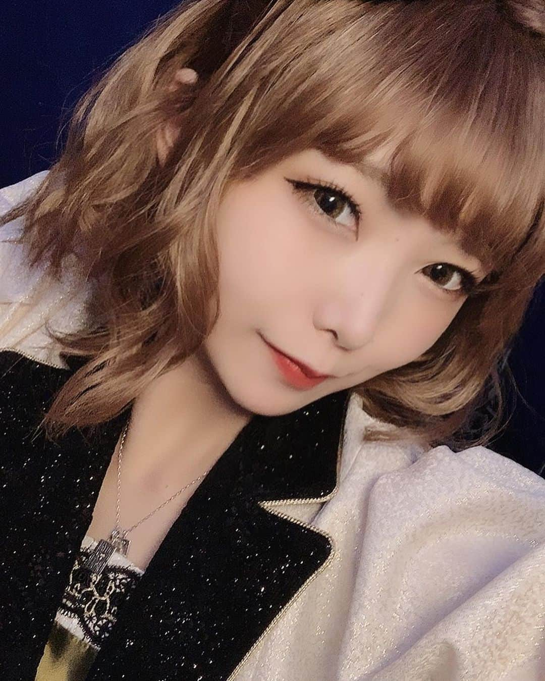 澁谷梓希さんのインスタグラム写真 - (澁谷梓希Instagram)「. . Fantastic illusion . . #iRis #手品先輩 #idol #selfie #japanesegirl #japan #aichi #costume #instagood #ootd #instafashion #hairstyle #hairarrange」8月25日 23時42分 - azk_s811