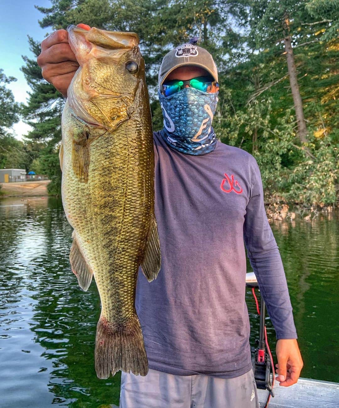 Filthy Anglers™さんのインスタグラム写真 - (Filthy Anglers™Instagram)「Congrats to @yooskip (my fishing partner) from Massachusetts on landing his PB this past week. No not in the fish sense of personal best but in a human sense. Evan sealed the deal with his former girlfriend currently now known as his fiancée 💍. Do me a favor and wish him a big congrats, she did say yes (see next photo, all in Filthy gear.) Anyway tonight he landed this beauty at 4lbs in the same filthy shades he wore to cover some teary eyes when he asked @leah.normand to deal with him forever. All joking aside congrats Evan and Leah on the engagement, well done on the fish as well, you are Certified Filthy www.filthyanglers.com #fishing #bass #bassfishing #filthyanglers #largemouth #boat #smallmouth #angler #bigbass #teamfilthy #cards #outdoors #nature #boat #kayak #mlf」8月26日 10時37分 - filthyanglers