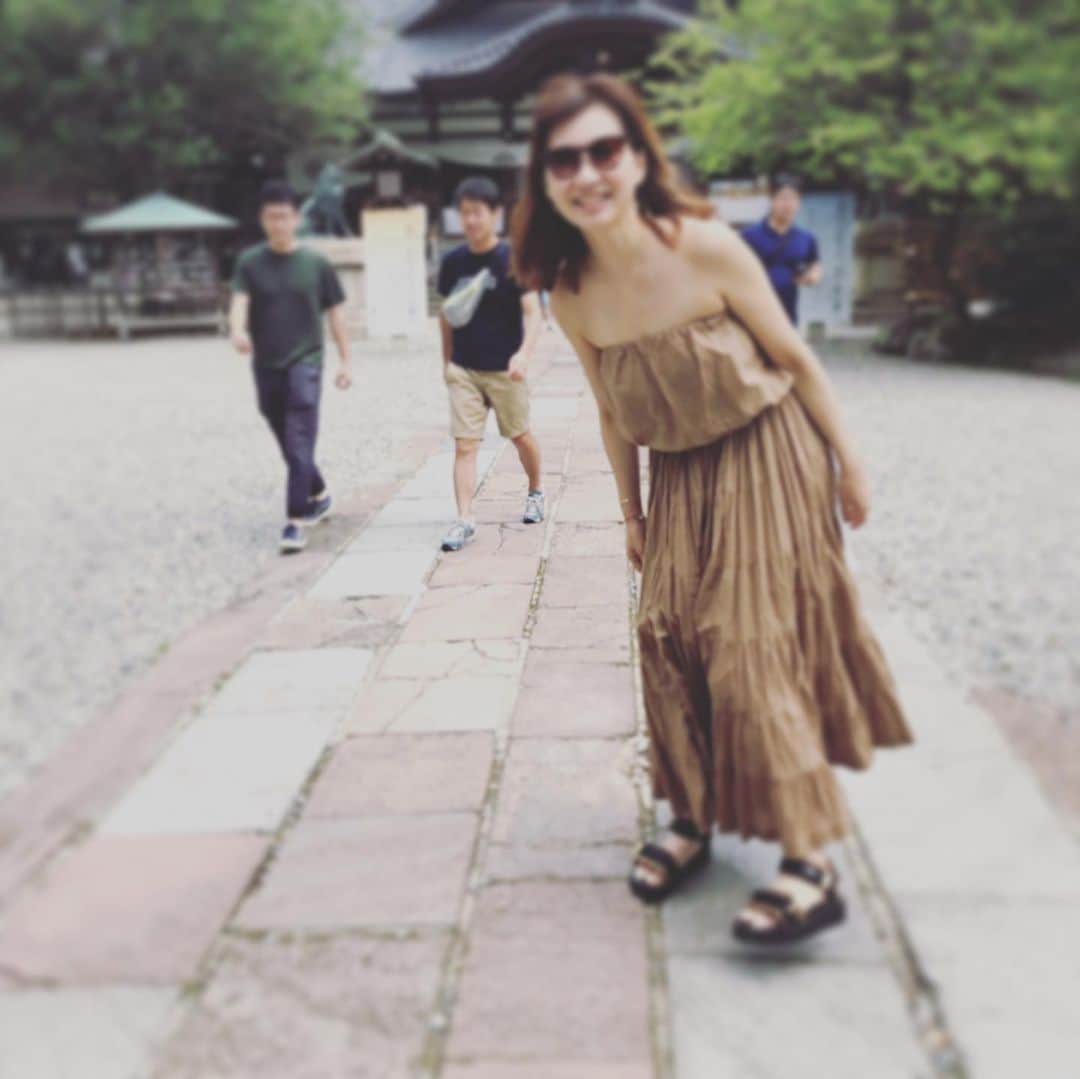 阿部洋子さんのインスタグラム写真 - (阿部洋子Instagram)「🕴 #今から飛ぼうとしてるひと #観光地ですぐ飛びたがる #実は数回飛んでいる‪w 😝😝😝 #夏の思ひ出 #jump」8月26日 9時55分 - hirocoring