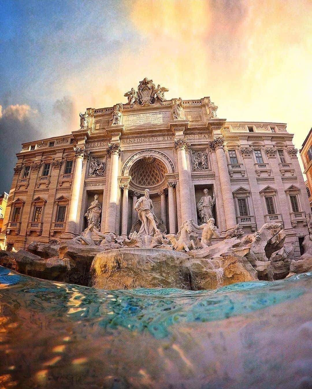 のインスタグラム：「This is a tipical view from Rome but we love it 😍📸🙌 Photo by @jan9.0 at @igersroma 👌 #igersRoma #weareigersit #igers」