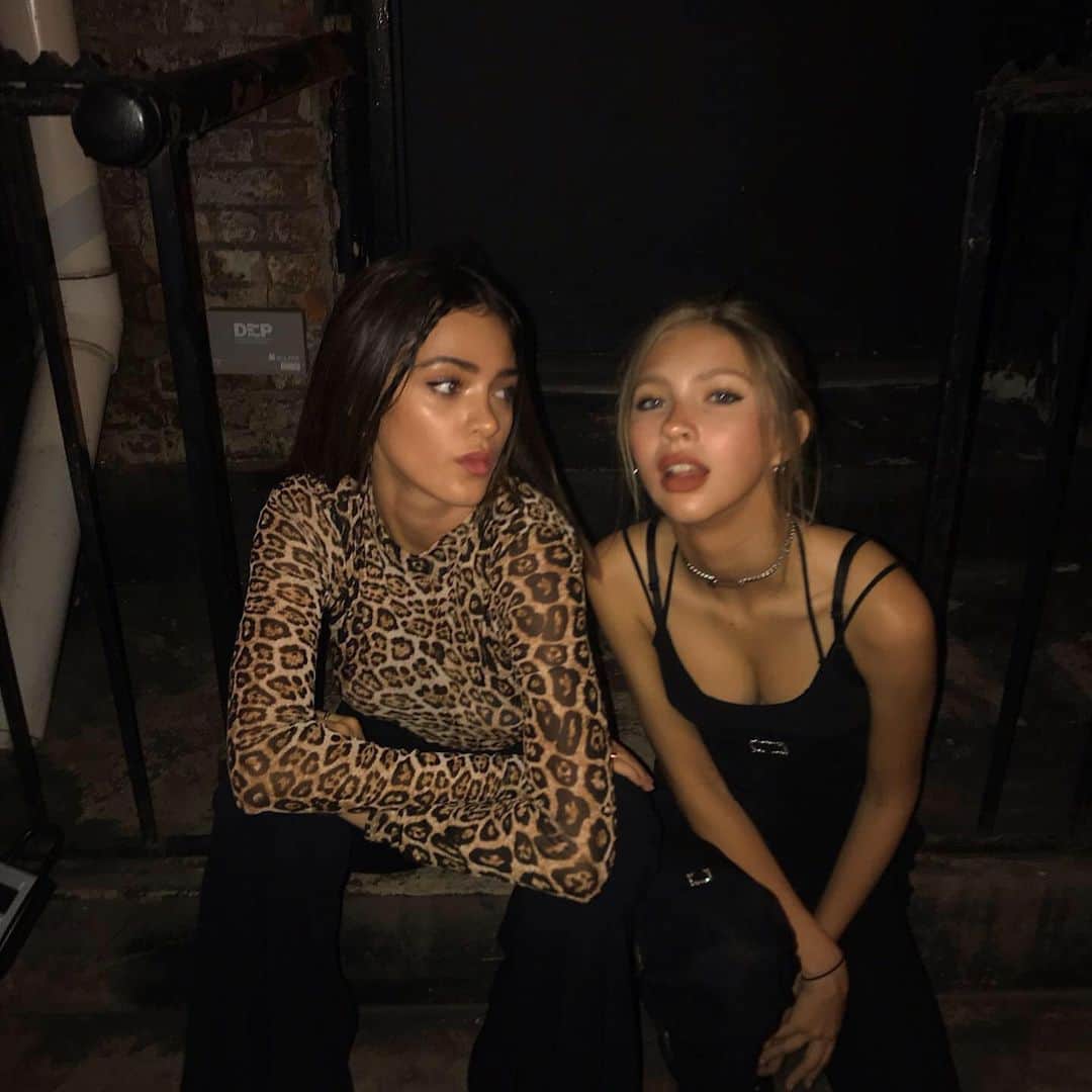 ルナ・ブライズ・ボイドのインスタグラム：「4life」