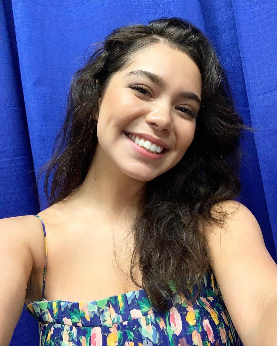 アメリカン・ブロードキャスティング・カンパニーのインスタグラム：「The ocean called @auliicravalho over for us! 🌊 Her surprise appearance at #D23Expo left us with a wave of emotions! 🥺❤️」