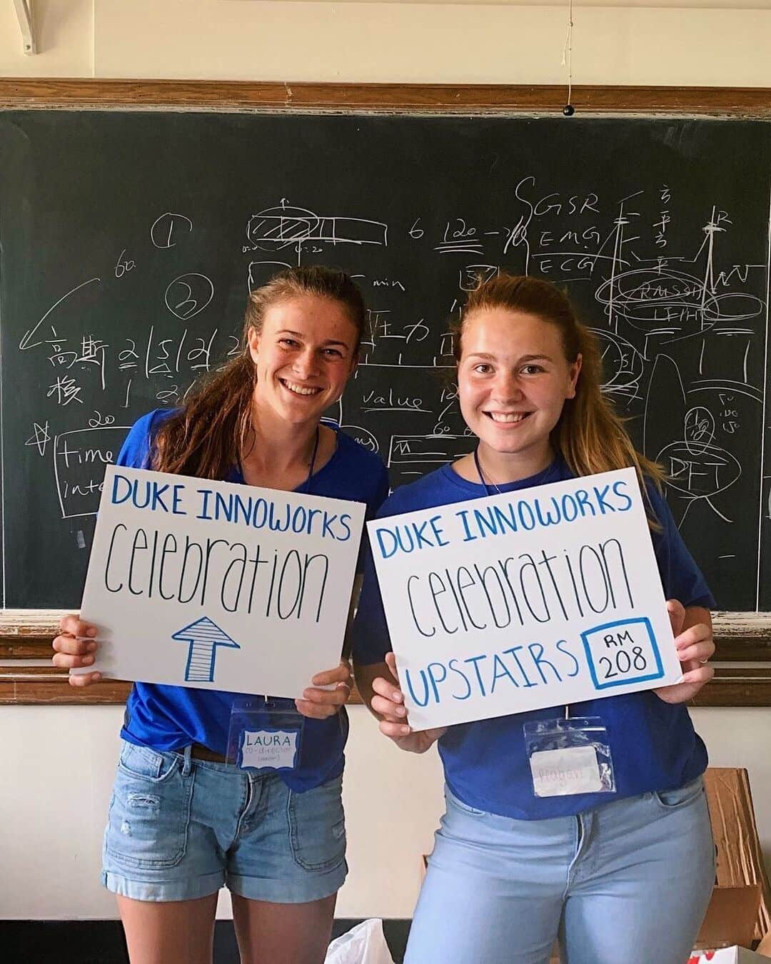 Laura Martyさんのインスタグラム写真 - (Laura MartyInstagram)「WE DID IT!!! As a future educator, I want every kid to feel capable of great things. Innoworks is an organization that helps to do just that. Through small group mentoring, hands-on experiments, and great discussions, the Innoworks camp inspires young people to work hard and enjoy the STEM fields.  Co-directing camp this past week was a whirlwind. But after 9 months of planning, making some (read: lots of) mistakes, and learning along the way we pulled it off. I’m so proud of our campers for their enthusiasm about STEM and our mentors for their dedication to building lasting relationships. Can’t wait to see what the future holds for these kiddos!!」8月26日 5時10分 - laura_how_you_get_up_there